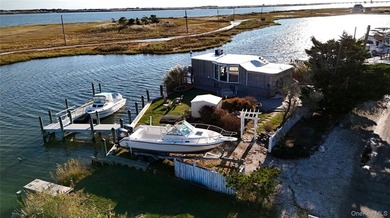 One-of-a-kind house boat/barge, wonderfully situated on Narrow - photo 38