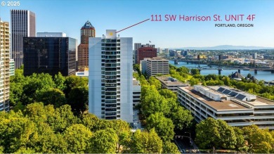 Lake Condo For Sale in Portland, Oregon