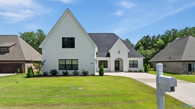 Experience modern luxury and everyday comfort in this stunning - photo 1