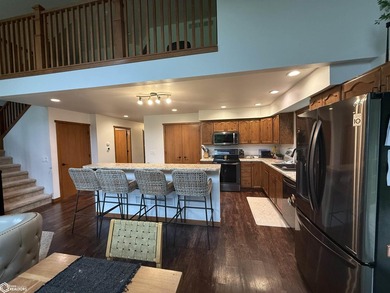 Beautiful 4 Bedroom, 4 Bath and Outbuildings sitting on 4.86 - photo 21
