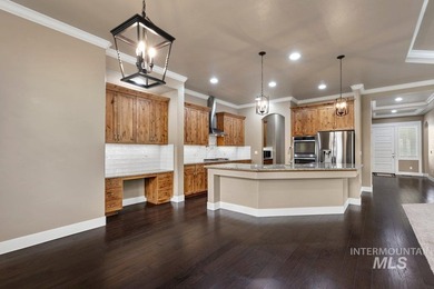 Experience exceptional quality and comfort in this beautifully - photo 10