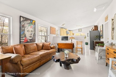 Lazy Glen Home + Land! Located on the river. Affordable housing - photo 2