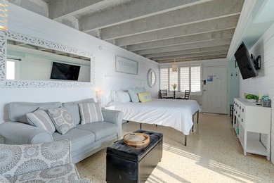Priced to SELL! Rare Gulf-Front Balcony Unit! It doesn't get any - photo 13