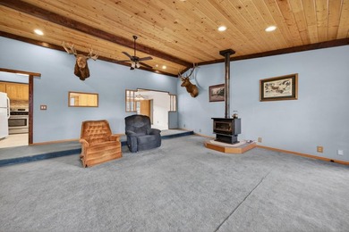 Located in Susanville, this 3-bedroom, 2-bath home offers 2,088 - photo 12