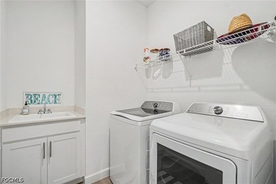 Welcome home! This better-than-new Areca model pool and spa home - photo 14
