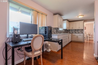 Valley views, low energy costs, and a beautifully updated - photo 14