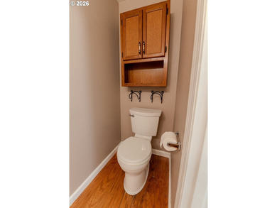 Valley views, low energy costs, and a beautifully updated - photo 16