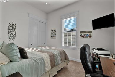 *Available Fully Furnished* 5 Bed 3 Bath residence. Here is your - photo 16