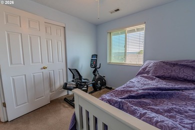 Valley views, low energy costs, and a beautifully updated - photo 20