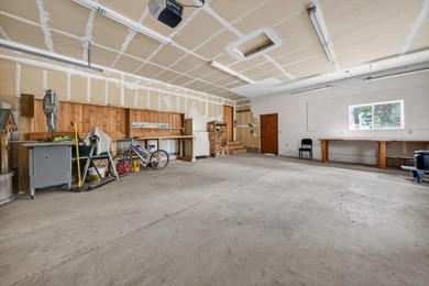 Located in Susanville, this 3-bedroom, 2-bath home offers 2,088 - photo 27