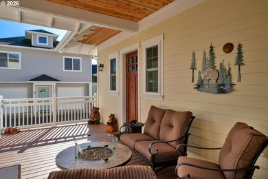 *Available Fully Furnished* 5 Bed 3 Bath residence. Here is your - photo 28