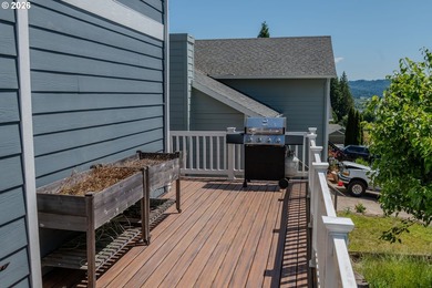 Valley views, low energy costs, and a beautifully updated - photo 30