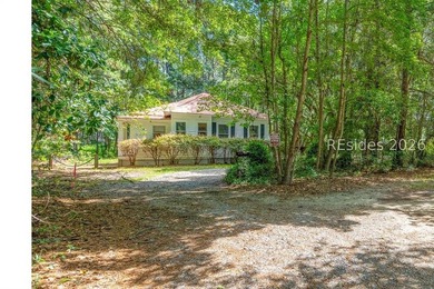 628 Robert Smalls Parkway offers a versatile residential - photo 35