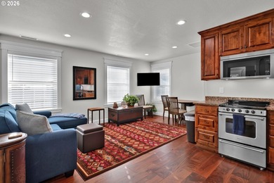 *Available Fully Furnished* 5 Bed 3 Bath residence. Here is your - photo 36