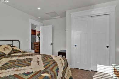 *Available Fully Furnished* 5 Bed 3 Bath residence. Here is your - photo 38