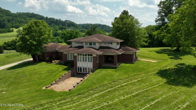 Wide open spaces within this architectural beauty! Welcome home - photo 5