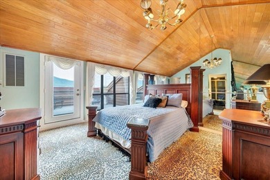 Best views at Smith Mountain Lake from this 5th Floor Penthouse - photo 11