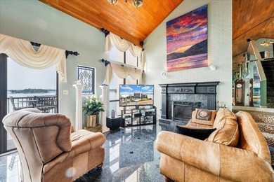 Best views at Smith Mountain Lake from this 5th Floor Penthouse - photo 18