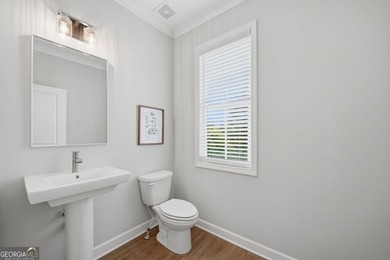Experience elevated living in this better-than-new luxury - photo 25