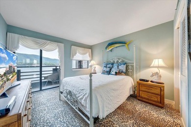 Best views at Smith Mountain Lake from this 5th Floor Penthouse - photo 27