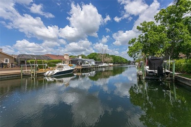 Hidden Gem in a true waterfront living in the exclusive, gated - photo 6