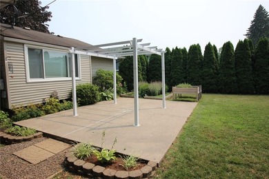 This Lovely Split Level Home in the Dale Meadows Area of Greece - photo 38