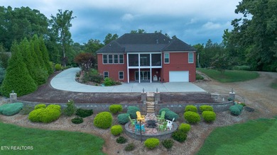 Luxury, comfort, and thoughtful design come together in this - photo 38
