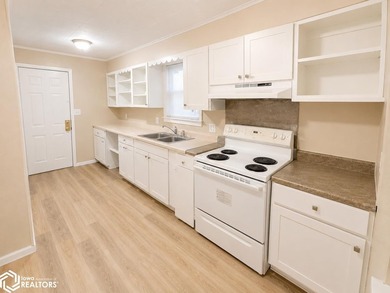 Completely remodeled from top to bottom, this 3-bedroom, 1-bath - photo 13