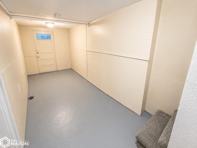 Completely remodeled from top to bottom, this 3-bedroom, 1-bath - photo 17