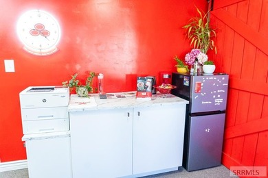 ** SELLER FINANCING AVAILABLE ** Welcome to the ultimate - photo 21