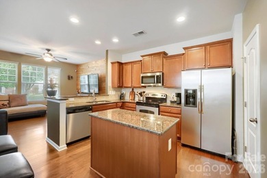 ******SELLER IS OFFERING A 2/1 TEMPORARY INTEREST RATE BUYDOWN - photo 5