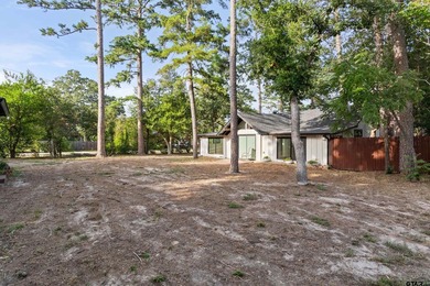 The seller is offering to pay the Hideaway Lake Club initiation - photo 39