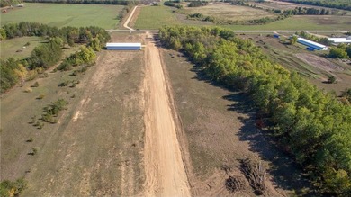 Great opportunity to build in a residential storage park in the - photo 3