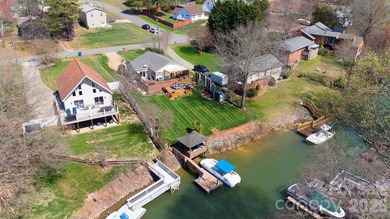 Lake Norman waterfront living is within reach with this - photo 2