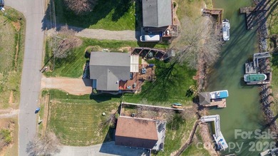 Lake Norman waterfront living is within reach with this - photo 3