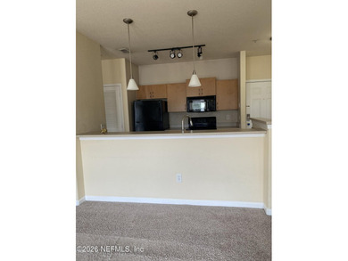 Charming 1-Bedroom Condo in a Prime Location This beautifully - photo 11