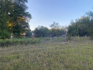 Aquilla Lake Acreage For Sale in Hillsboro Texas