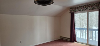 Large Michaywe home on a quiet cul-de-sac set in the wood. This - photo 18