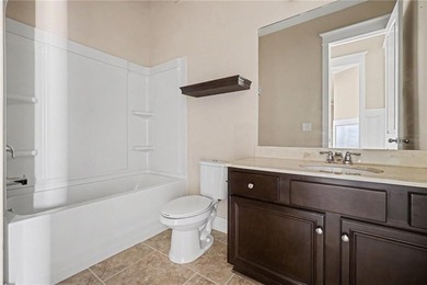 Experience luxury living in one of Laurel Canyon's most - photo 24