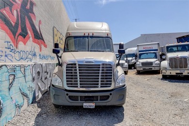 Great Turnkey Trucking Operation From Small Office In Torrance - photo 4