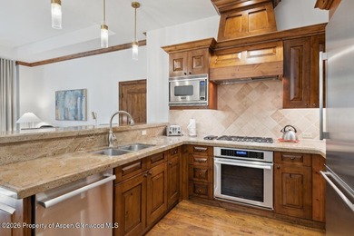 2024 renovations completed (including new decor, furniture - photo 9