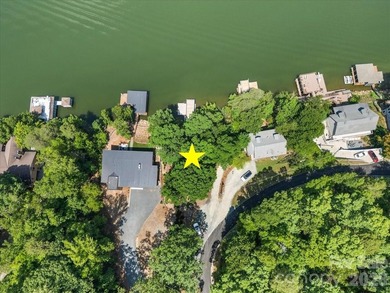 Classic Lake Tillery charm meets one of the area's most - photo 5
