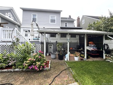 Welcome to this beautifully maintained Center Hall Colonial - photo 26