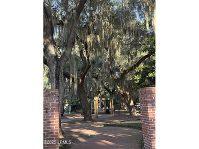 Amazing homesite in Pigeon Point with beautiful specimen trees - photo 9