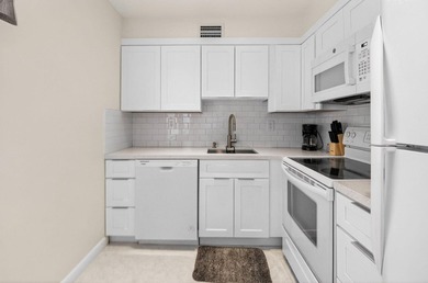 Welcome to Delray Beach! This move-in ready Kings Point condo is - photo 23