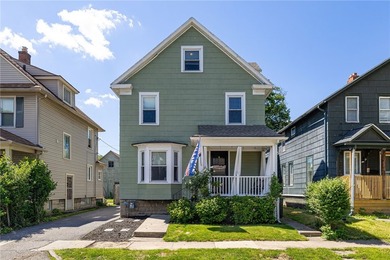 In the heart of Park Ave, THIS HOUSE HAS IT ALL!!! Welcome to 4 - photo 4
