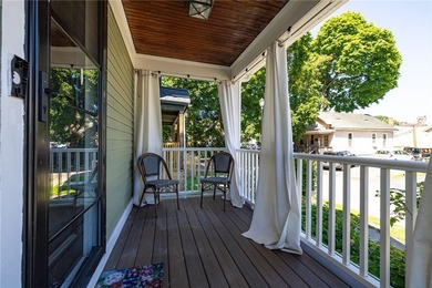 In the heart of Park Ave, THIS HOUSE HAS IT ALL!!! Welcome to 4 - photo 5