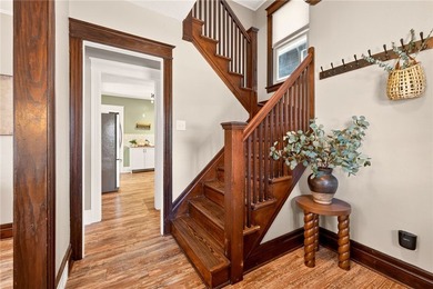In the heart of Park Ave, THIS HOUSE HAS IT ALL!!! Welcome to 4 - photo 8