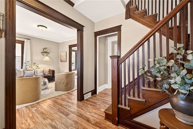 In the heart of Park Ave, THIS HOUSE HAS IT ALL!!! Welcome to 4 - photo 9