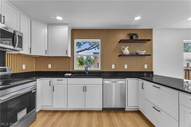 Why wait months for new construction when you can move right - photo 16
